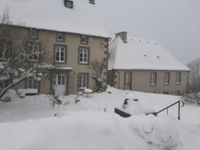 DATCHA ANASTASIA Besse-Et-Saint-Anastaise